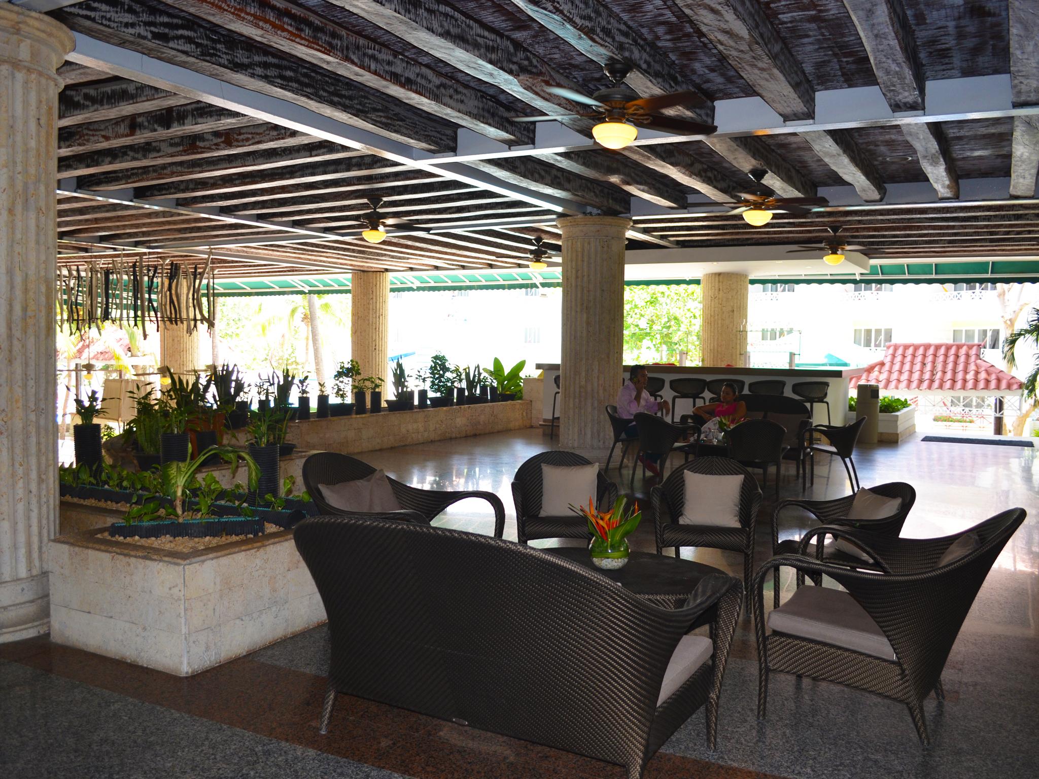 Hotel Las Americas Casa De Playa Cartagena Exterior photo The lobby of the hotel